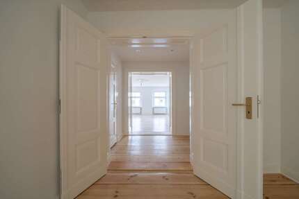 Wohnung zum Mieten in Berlin 1.757,02 € 67.19 m² 3 zimmer