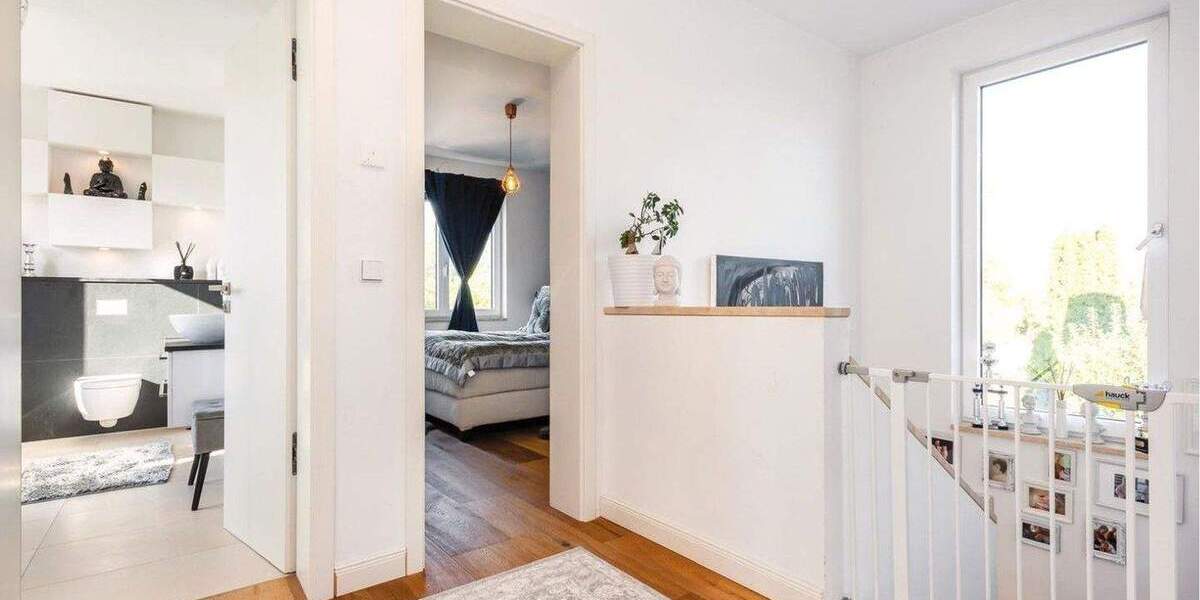 Einfamilienhaus Berlin Niederschönhausen - 5 Zimmer, 136 m&sup2;, 2.750&euro; | Angebot:24808325