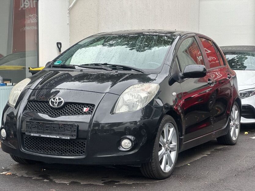 Yaris