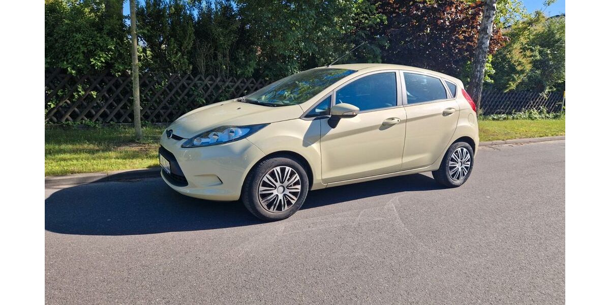 Ford Fiesta 107.000 km 3.299 &euro; Panketal 16341