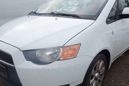 Mitsubishi Colt 222.310 km 2.650 &euro; Falkensee 14612