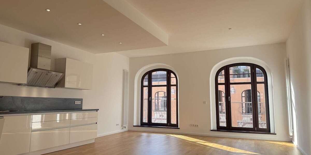 Etagenwohnung Berlin Mitte - 2 Zimmer, 92 m&sup2;, 1.746&euro; | Angebot:27086705