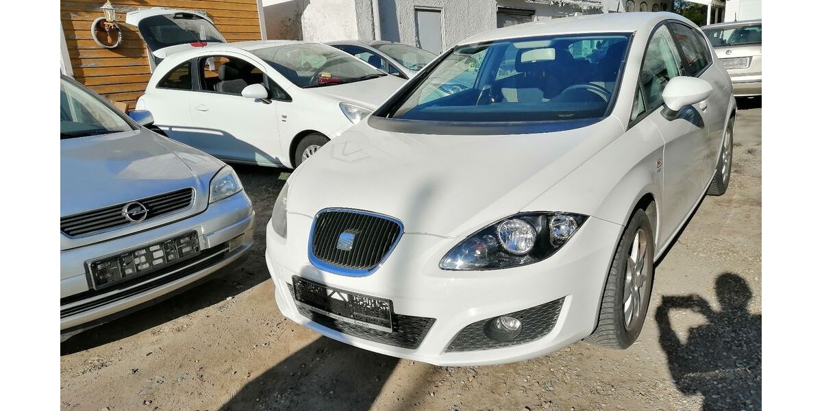 Seat Leon 136.000 km 3.300 &euro; Schönefeld OT-Waltersdorf 12529