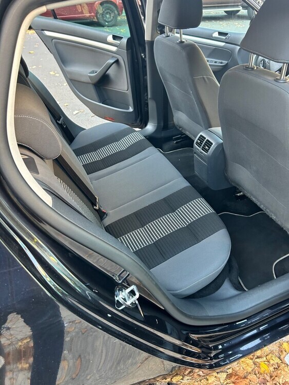 VW Golf 76.000 km 4.500 € Berlin 10178