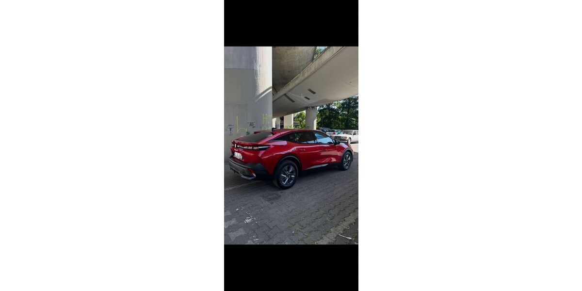 Peugeot 408 21.800 km 20.999 &euro; Berlin 10719
