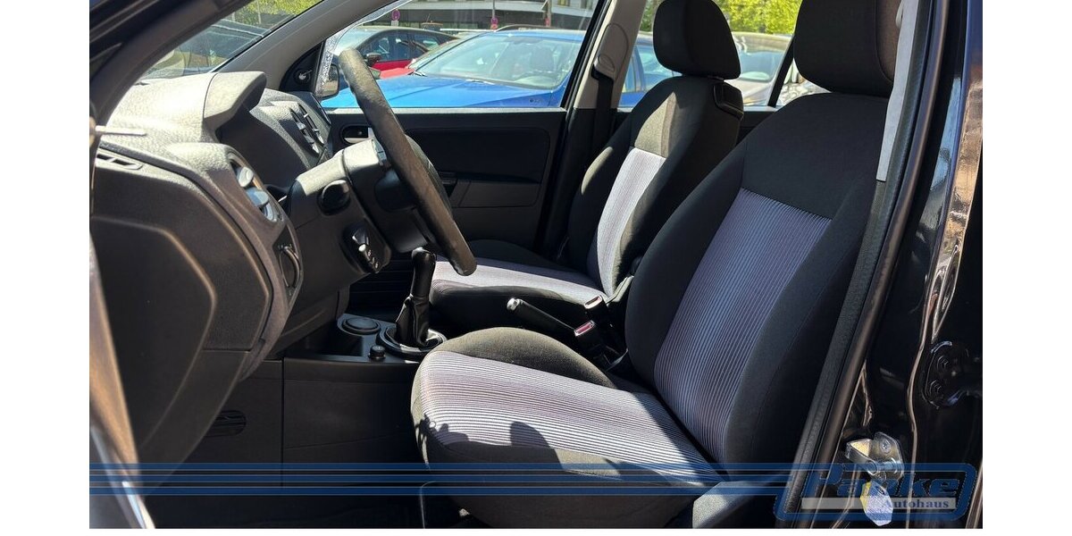 Ford Fusion Fun 1.2*Klima*02/2028TÜV*AHK*AUX* 214.720 km 2.890 &euro; Berlin 13187