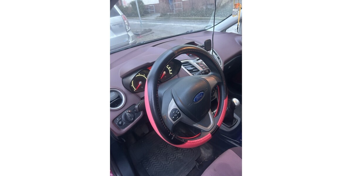 Ford Fiesta 161.000 km 3.400 &euro; Berlin 10178