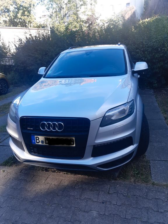 Q7