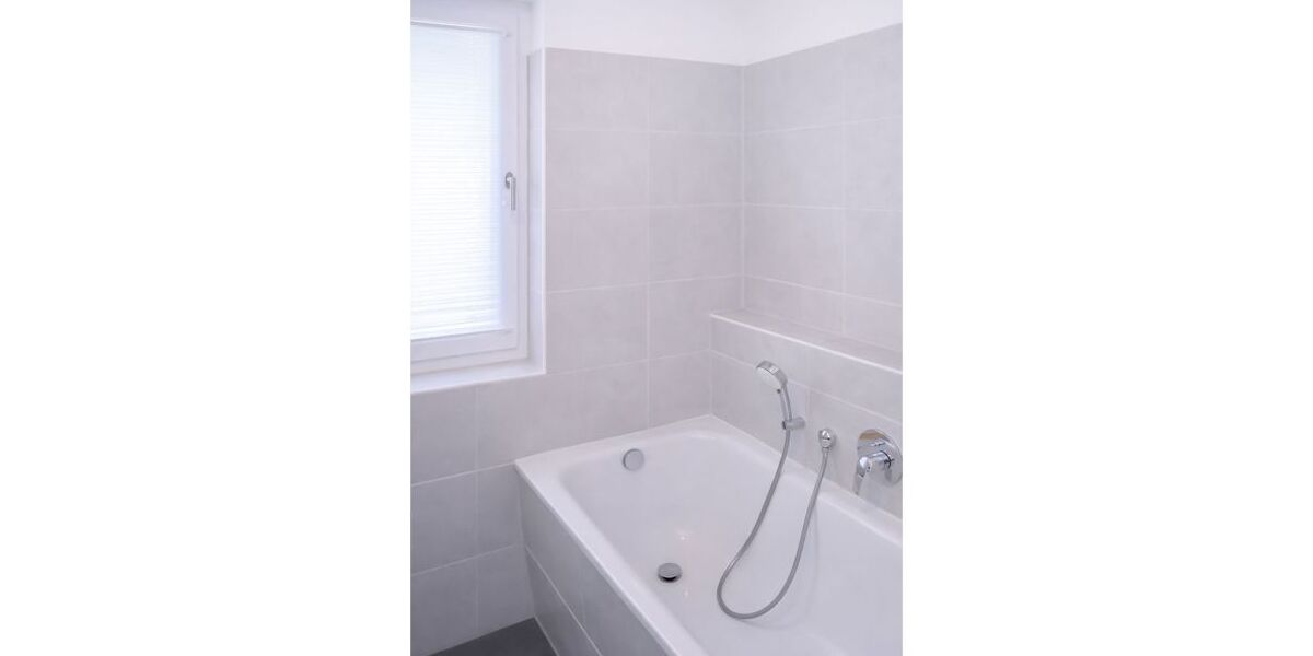 Provisionsfrei* Familienfreundliches Reihenhaus mit Garten & Stellplatz - Reihenmittelhaus Berlin Spandau | Angebot:24854460