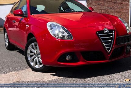 Alfa Romeo Giulietta 95.791 km 11.790 € Berlin - Pankow 13187