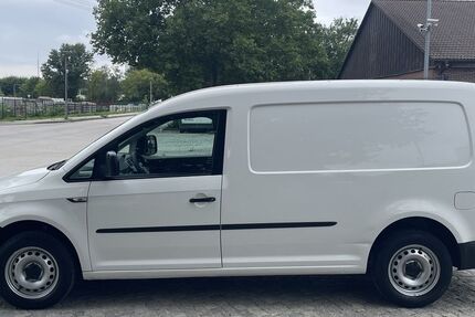 VW Caddy 181.000 km 8.925 &euro; Berlin 12681