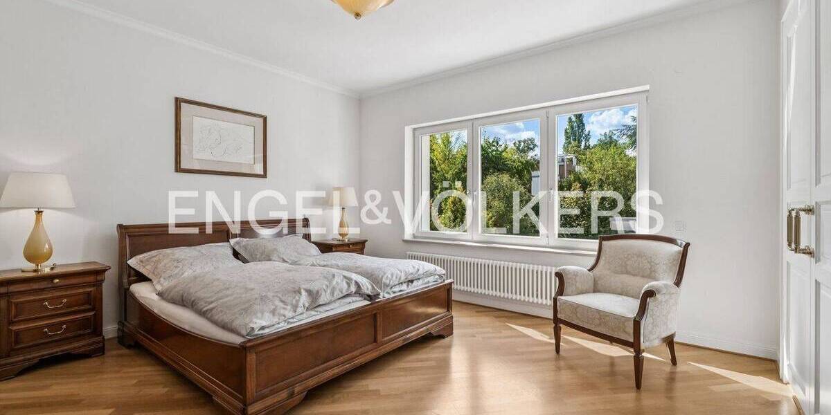 Einfamilienhaus Berlin Lichterfelde - 8 Zimmer, 282 m&sup2;, 2.795.000&euro; | Angebot:22521969