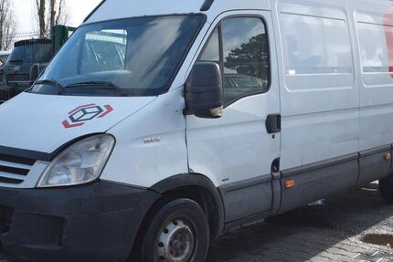 IVECO Andere 250.000 km 4.999 &euro; Berlin 13597