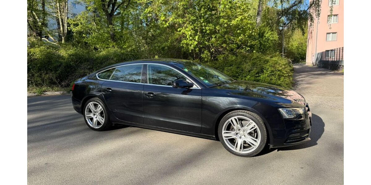 Audi A5 133.000 km 11.499 &euro; Berlin 13355