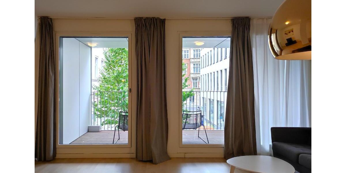 Etagenwohnung Berlin Mitte - 3 Zimmer, 94 m&sup2;, 2.400&euro; | Angebot:24738042