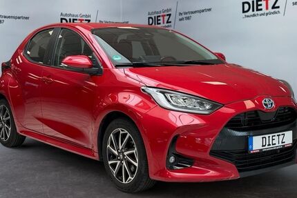 Toyota Yaris 75.000 km 16.880 &euro; Wildau 15745