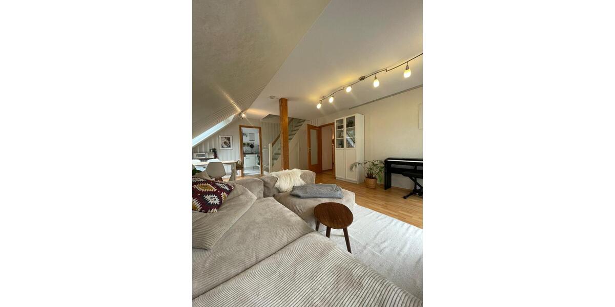 Dachgeschoßwohnung Glienicke/Nordbahn Nordbahn - 4 Zimmer, 80 m&sup2;, 1.520&euro; | Angebot:26479644