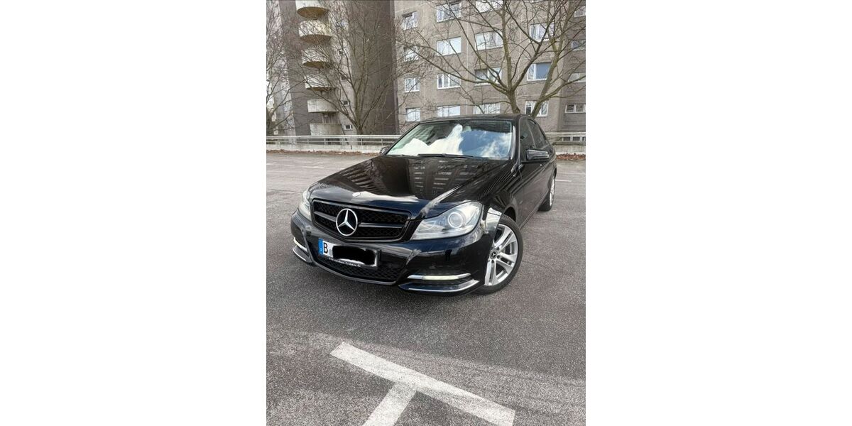 Mercedes-Benz C 250 176.500 km 11.000 &euro; Berlin 12351