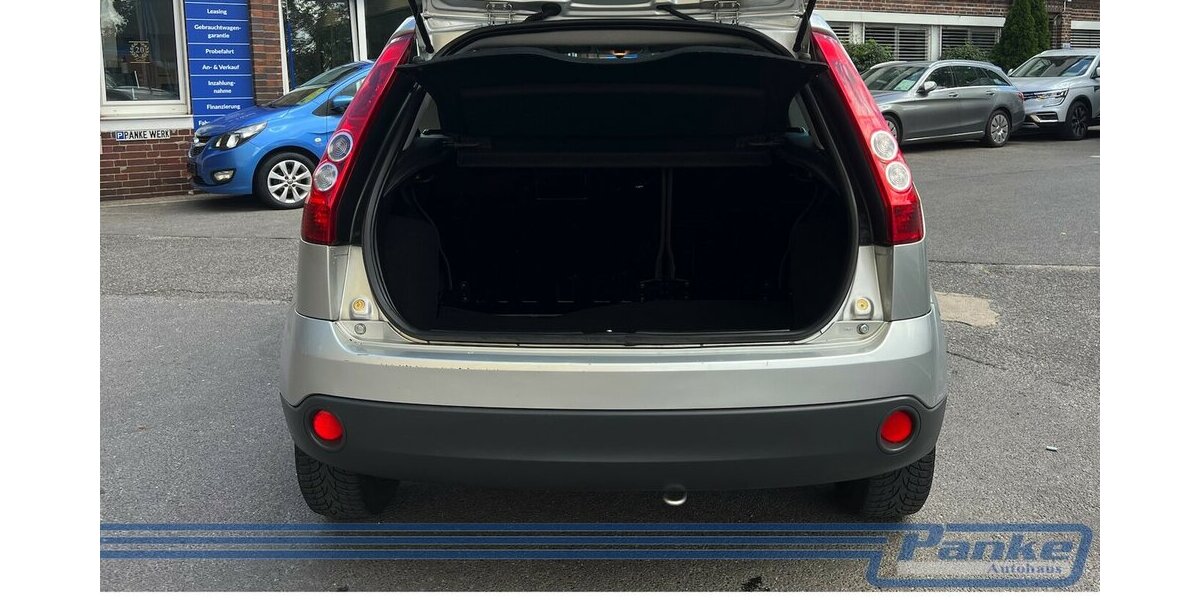 Ford Fiesta Ambiente 1.3*Radio/CD*AUX*Klima* 245.511 km 1.790 &euro; Berlin 13187