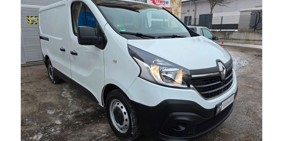 Renault Trafic 122.552 km 13.499 &euro; Berlin 12059