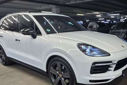 Porsche Cayenne 62.000 km 67.850 &euro; Grunewald (Berlin) 14193