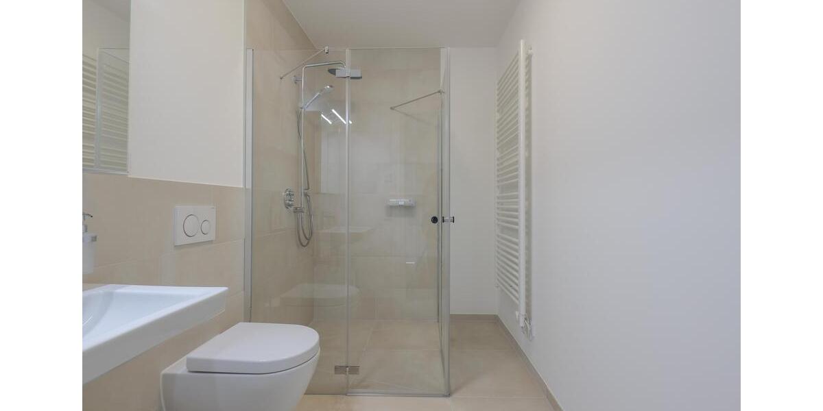 Etagenwohnung Berlin Treptow-Köpenick - 2 Zimmer, 55 m&sup2;, 1.095&euro; | Angebot:24369121