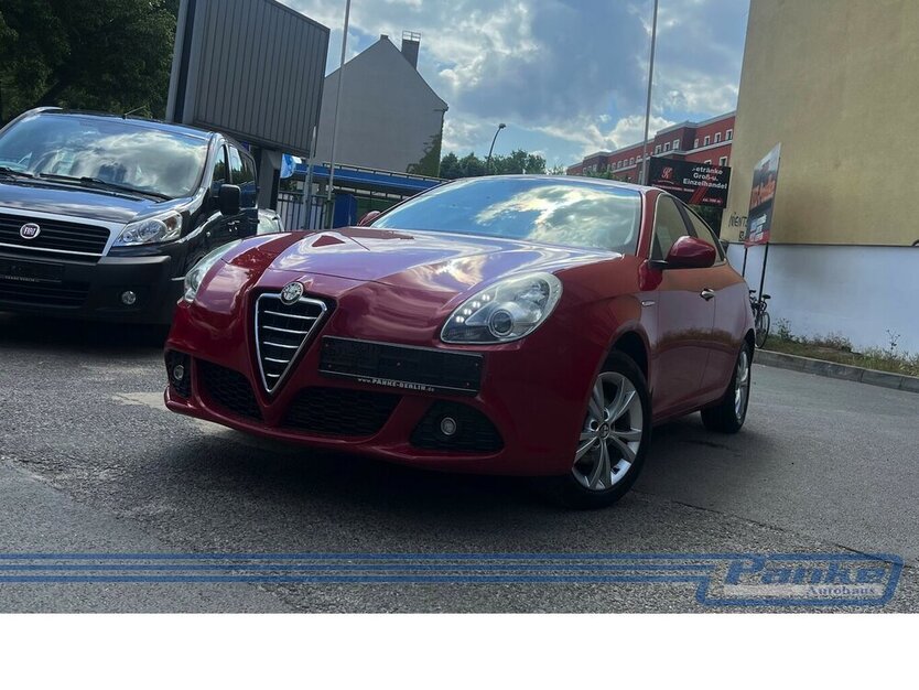 Alfa Romeo Giulietta 1.4 TB 16V Turismo*PDC*2Hand*LED*Tempo 125.000 km 6.480 € Berlin 13187
