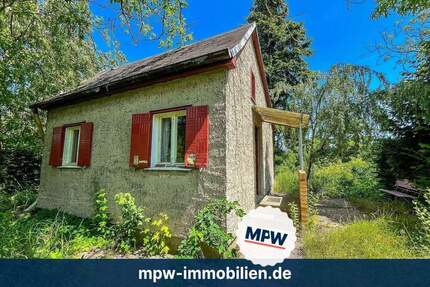 Wassergrundstück! Idyllisches Anwesen direkt am Haussee 2 zimmer