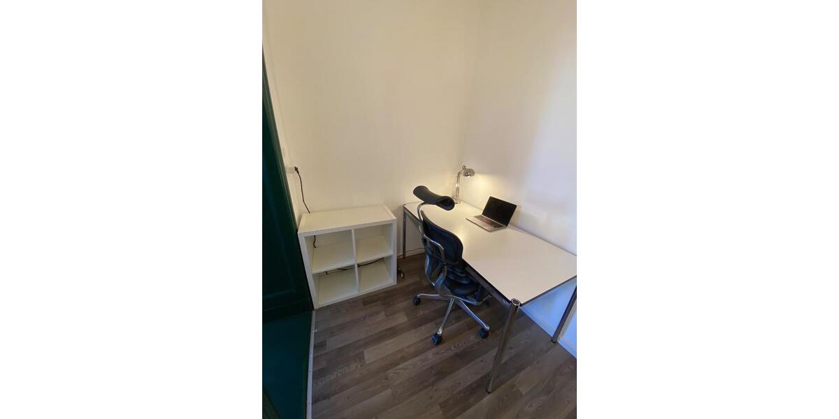 Etagenwohnung Berlin Friedrichshain-Kreuzberg - 2 Zimmer, 37 m&sup2;, 1.200&euro; | Angebot:26063617
