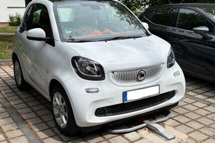 Smart ForTwo 73.000 km 12.500 &euro; Berlin 10969
