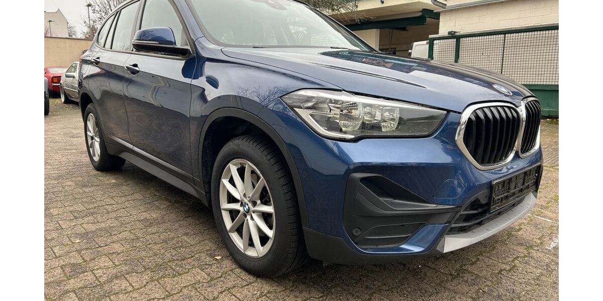 BMW X1 155.000 km 15.950 &euro; Berlin 13403