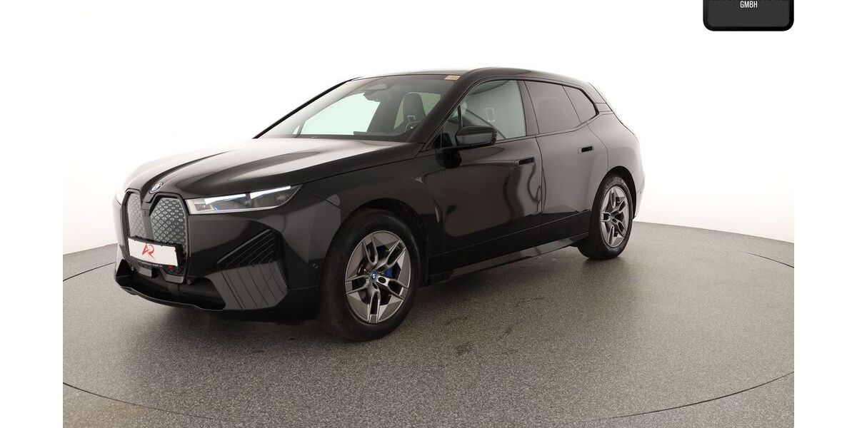 BMW iX 31.077 km 42.880 &euro; Berlin 12103
