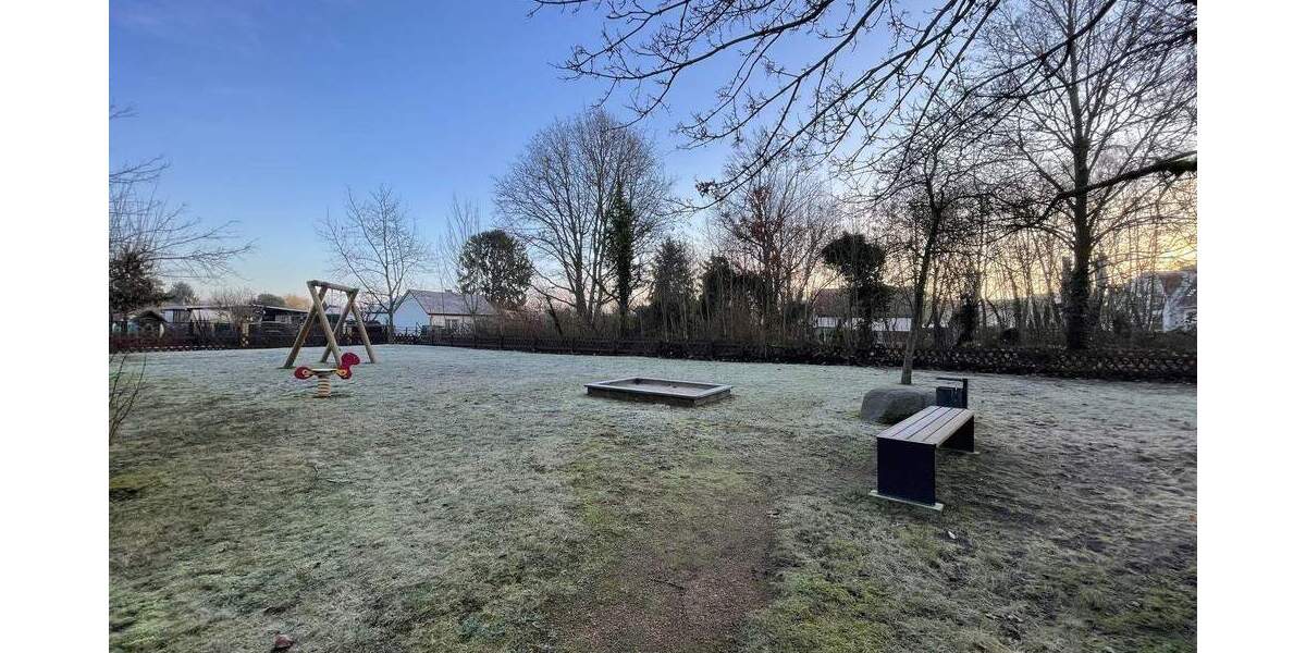 Etagenwohnung Berlin Altglienicke - 2 Zimmer, 70 m&sup2;, 290.000&euro; | Angebot:25712033