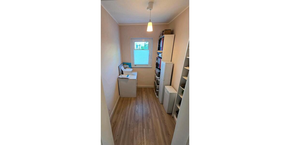 Einfamilienhaus Berlin Spandau - 5.5 Zimmer, 140 m&sup2;, 2.500&euro; | Angebot:24637420