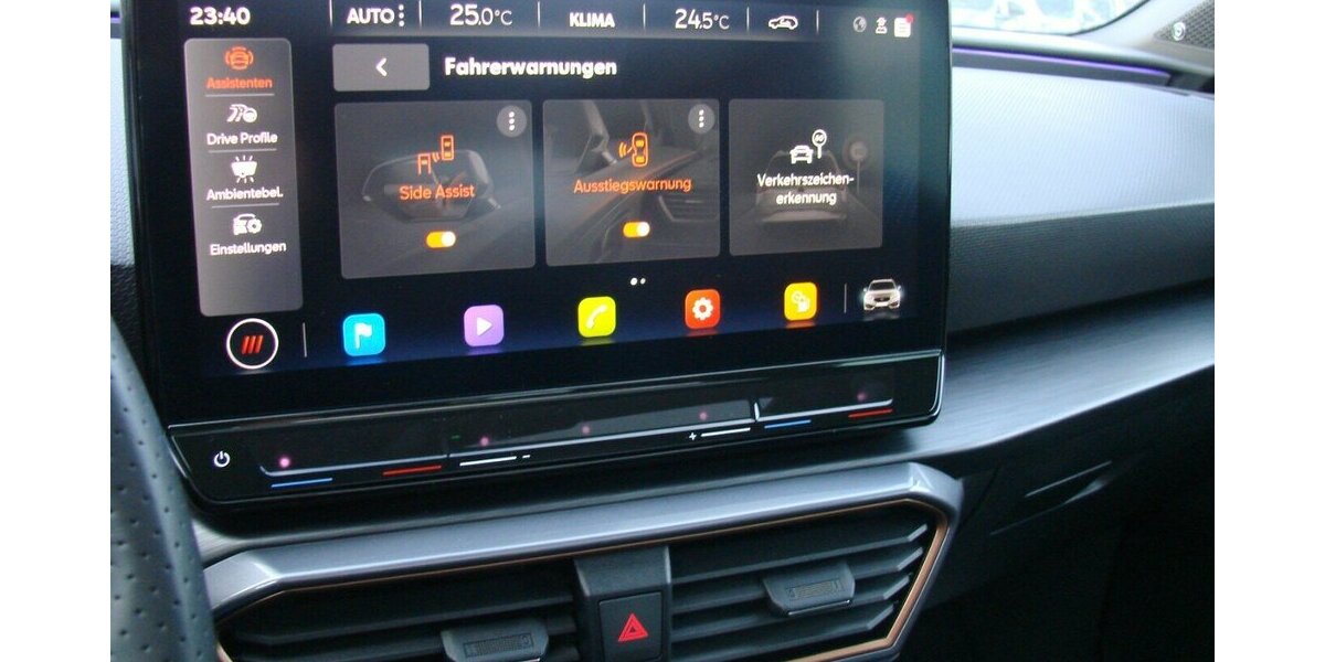 Cupra Leon ST eTSi ACC Panorama Vision Plus LED Beats 5.999 km 27.980 &euro; Falkensee 14612