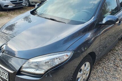 Renault Megane 112.600 km 4.970 &euro; Berlin - Französische Buchholz 13127