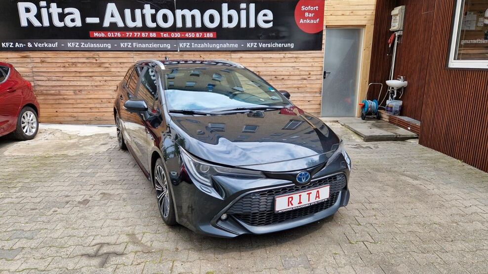 Toyota Corolla 169.000 km 14.980 € Berlin 10627