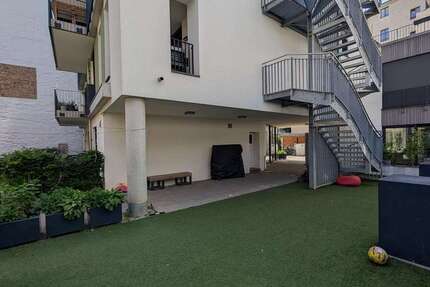 Haus Berlin Pankow - 5 Zimmer, 150 m&sup2;, 3.700&euro; | Angebot:27032619