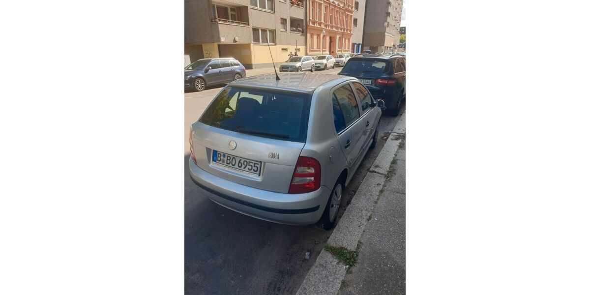 Skoda Fabia 129.000 km 2.300 &euro; berlin 10963