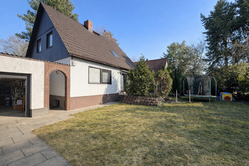 Perfektes Haus für Ihre Familie nahe dem Rudower Ortskern - Einfamilienhaus Berlin Neukölln | Angebot:25988728