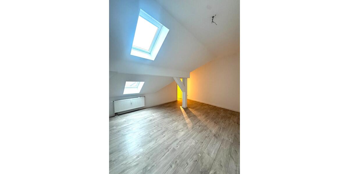 Dachgeschoßwohnung Berlin Mitte - 3 Zimmer, 92 m&sup2;, 640.000&euro; | Angebot:24612170