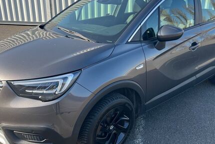 Opel Crossland (X) 67.000 km 10.299 &euro; Berlin 12057