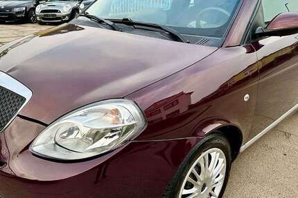 Lancia Ypsilon 79.000 km 7.450 € Berlin 12307