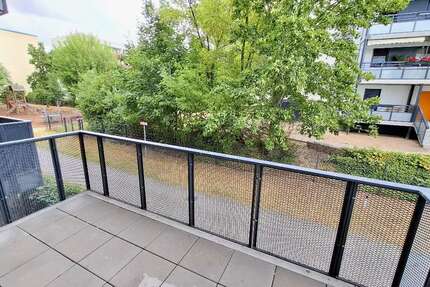 Wohnung zum Mieten in Berlin 815,13 € 57.77 m² 2 zimmer