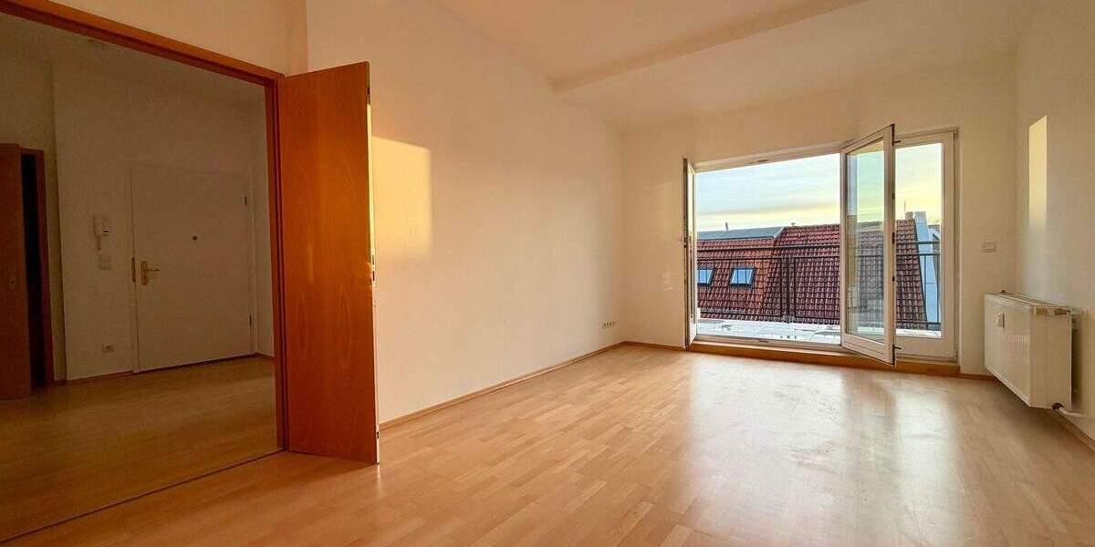 Etagenwohnung Berlin Friedrichshain - 3 Zimmer, 70 m&sup2;, 1.720&euro; | Angebot:24582284