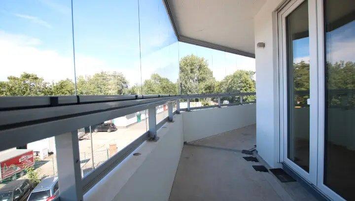 Etagenwohnung Berlin Lichtenberg - 3 Zimmer, 82 m&sup2;, 1.400&euro; | Angebot:26483475