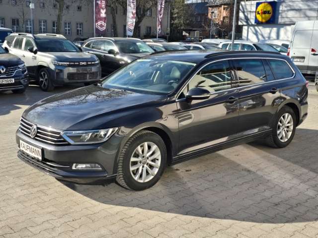 VW Passat 227.746 km 10.890 &euro; Berlin - Steglitz 12247