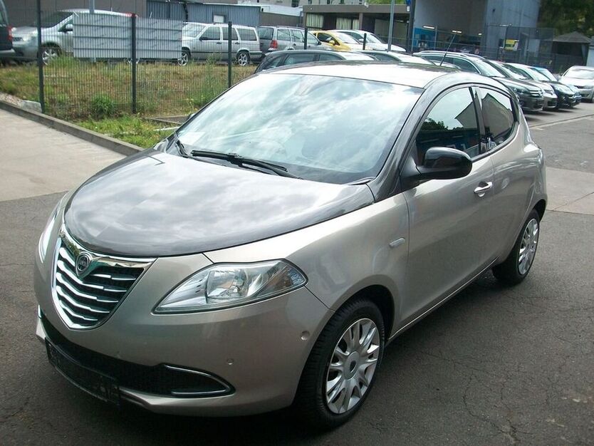 Ypsilon