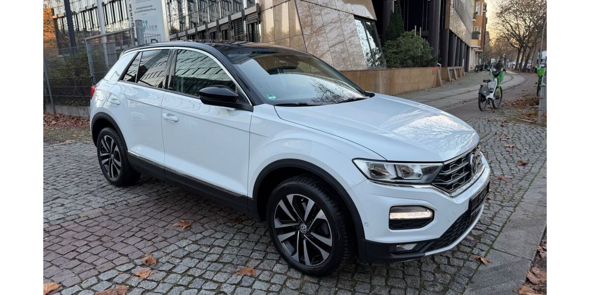 VW T-Roc 124.387 km 17.699 &euro; Berlin 10553