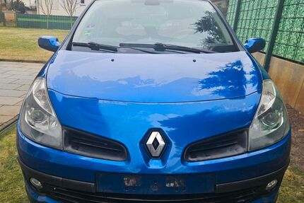 Renault Clio 124.975 km 3.250 &euro; Berlin 12487
